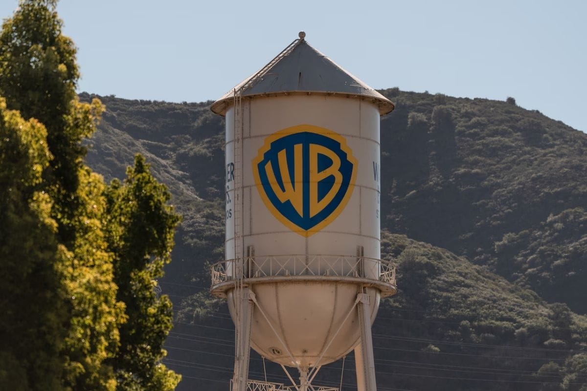 Warner Bros studio lot as Netflix exits talks and Paramount advances in streaming deal